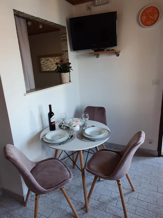 Apartmani Daria & Jure Τρογκίρ Εξωτερικό φωτογραφία
